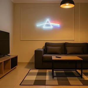 https://cozy-space-in-heart-of-tirana.hotels-in-tirana.com